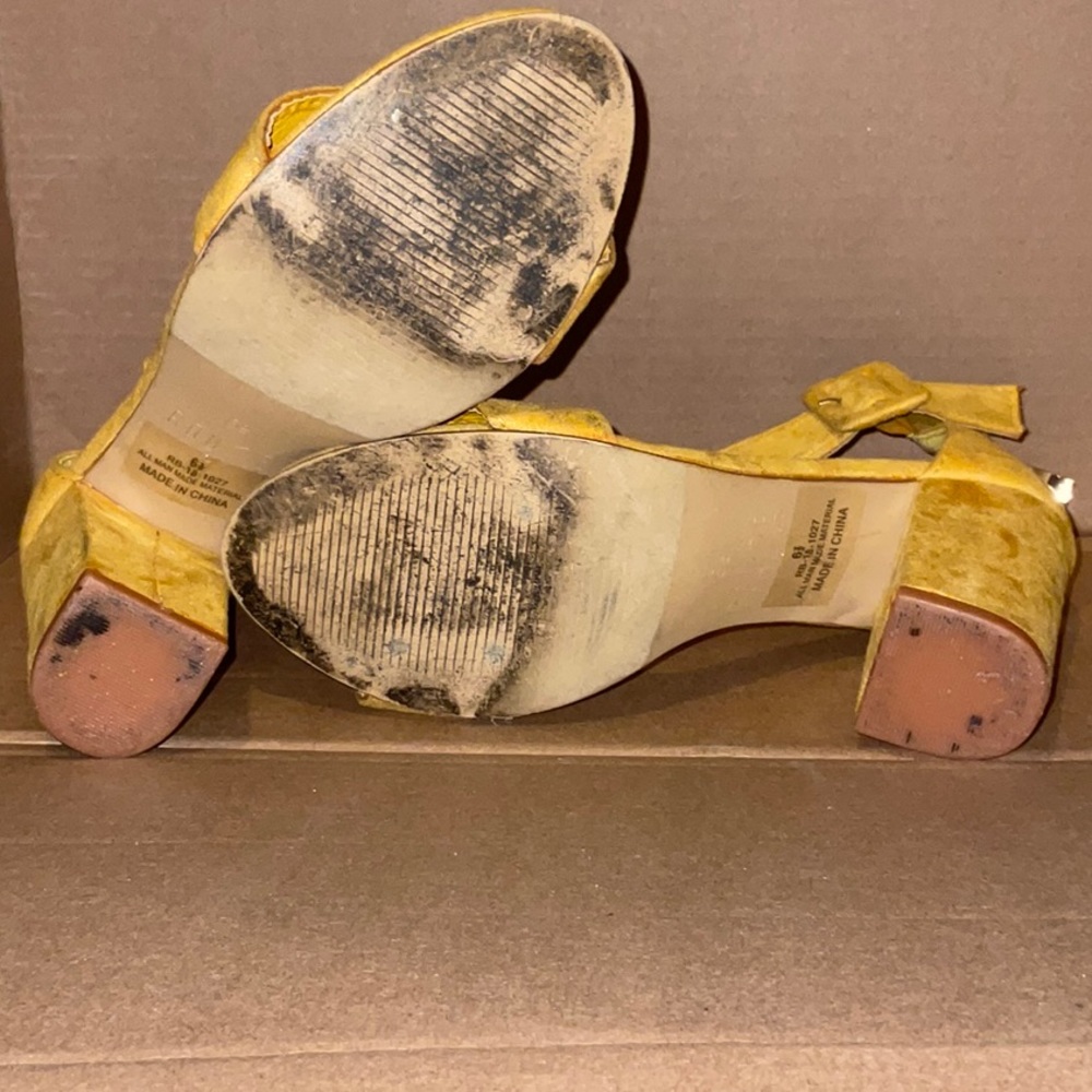 ROUGE SHOES - Picture 5 of 5